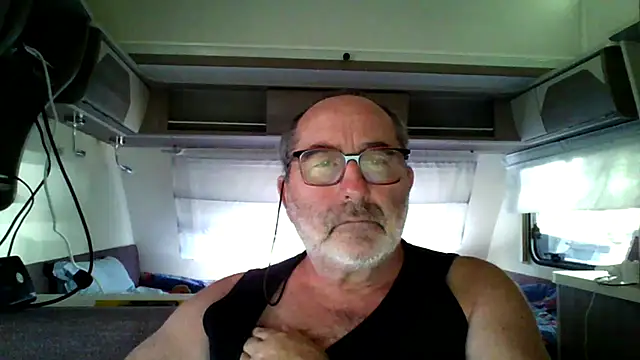 gillou1234 online show from July 2026 02:57:02 PM