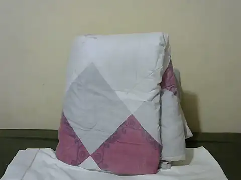 Snapshot of wetberrry chatting on October 2025 05:58:02 PM wetberrry online show from October 2025 05:58:02 PM