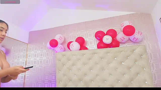 Sara Desire online show from February 2025 12:28:01 PM