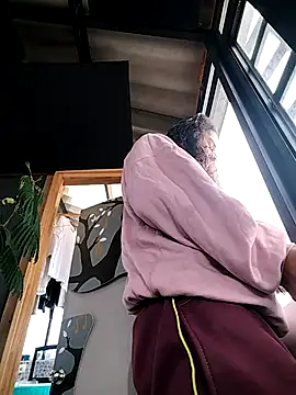 rebekka simpson online show from March 2025 01:46:01 PM