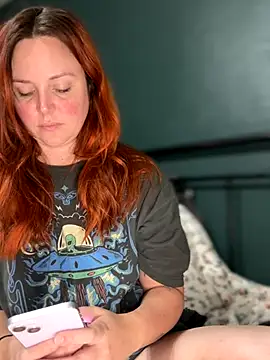 Snapshot of Blaze_Baby chatting on October 2025 12:50:01 PM Blaze Baby online show from October 2025 12:50:01 PM