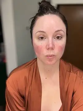 Snapshot of Blaze_Baby chatting on December 2025 04:01:01 PM Blaze Baby online show from December 2025 04:01:01 PM