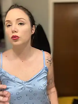 Snapshot of Blaze_Baby chatting on January 2026 03:27:01 PM Blaze Baby online show from January 2026 03:27:01 PM