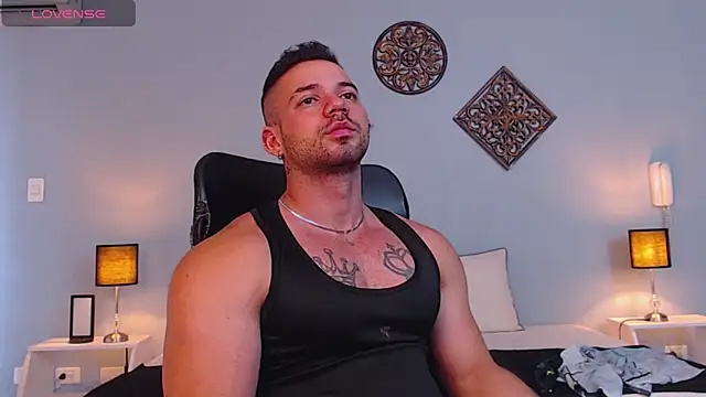 Snapshot of JeremyLowe chatting on March 2025 04:24:02 PM JeremyLowe online show from March 2025 04:24:02 PM