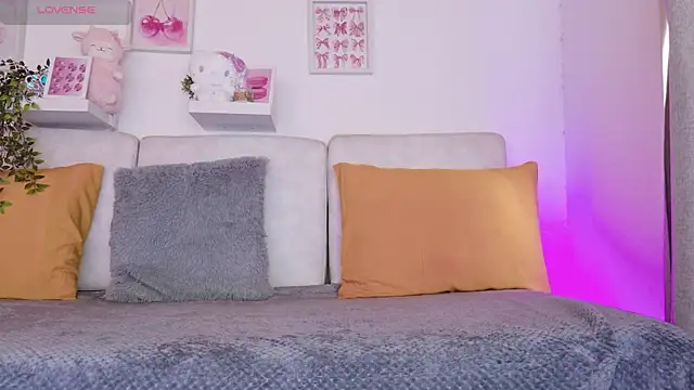 Malka Burning online show from April 2026 08:03:01 PM