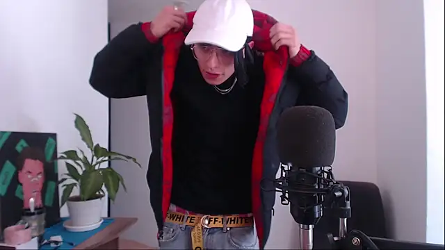 Snapshot of jay_dimarco2 chatting on February 2026 01:00:02 PM jay dimarco2 online show from February 2026 01:00:02 PM