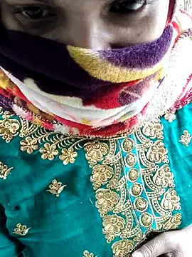 Snapshot of Hot-rubina chatting on February 2025 03:23:01 AM Hot-rubina online show from February 2025 03:23:01 AM