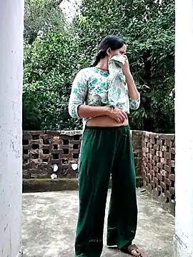 Snapshot of Hot-rubina chatting on October 2025 03:37:02 AM Hot-rubina online show from October 2025 03:37:02 AM