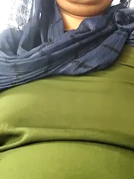 Snapshot of Hot-rubina chatting on October 2025 09:52:02 AM Hot-rubina online show from October 2025 09:52:02 AM