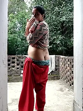 Snapshot of Hot-rubina chatting on October 2025 03:53:02 AM Hot-rubina online show from October 2025 03:53:02 AM