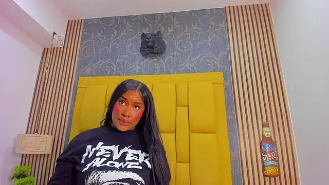 kriixtybrown online show from March 2026 08:26:02 PM