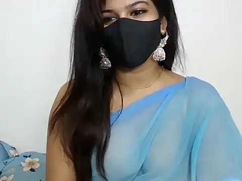 Snapshot of sparkling_queen chatting on January 2025 03:26:02 AM sparkling queen online show from January 2025 03:26:02 AM