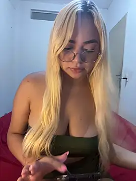 Snapshot of Ninfetinha__ chatting on March 2026 06:35:02 PM Ninfetinha online show from March 2026 06:35:02 PM