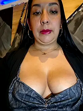 Bella keny online show from June 2026 08:07:02 PM