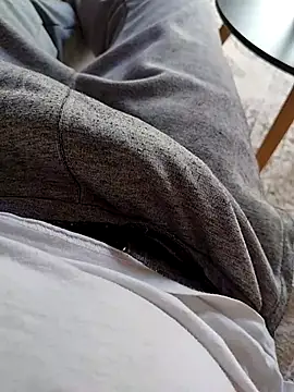 Snapshot of A_man_in_public chatting on December 2025 02:12:02 PM A man in public online show from December 2025 02:12:02 PM