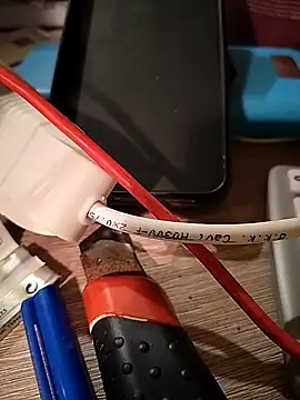 Snapshot of A_man_in_public chatting on January 2026 07:41:02 PM A man in public online show from January 2026 07:41:02 PM