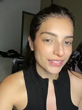 dakota le online show from February 2025 01:41:01 AM