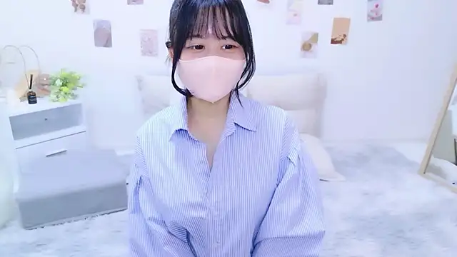 Snapshot of chihiro_ri chatting on September 2025 10:17:01 AM chihiro ri online show from September 2025 10:17:01 AM