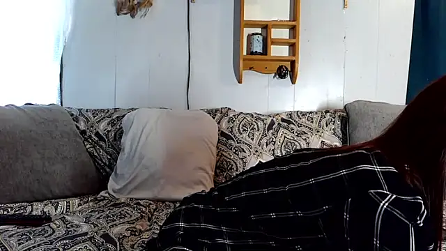 Snapshot of Genevieve143 chatting on November 2025 10:21:01 PM Genevieve143 online show from November 2025 10:21:01 PM