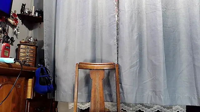 Snapshot of Genevieve143 chatting on February 2026 02:24:01 AM Genevieve143 online show from February 2026 02:24:01 AM