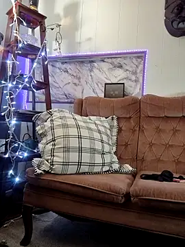 Snapshot of Genevieve143 chatting on March 2026 03:24:01 AM Genevieve143 online show from March 2026 03:24:01 AM