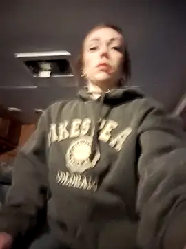 Snapshot of Genevieve143 chatting on March 2026 12:15:01 AM Genevieve143 online show from March 2026 12:15:01 AM