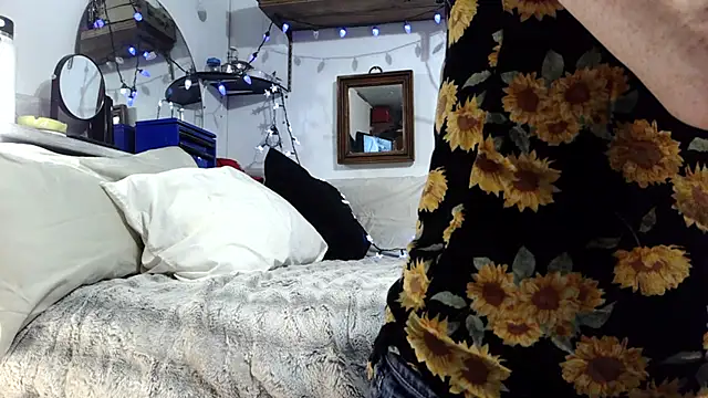 Snapshot of Genevieve143 chatting on March 2026 09:29:01 PM Genevieve143 online show from March 2026 09:29:01 PM