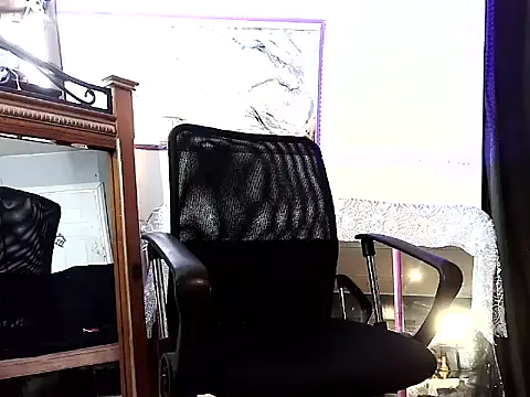 Genevieve143 online show from July 2026 04:47:01 PM