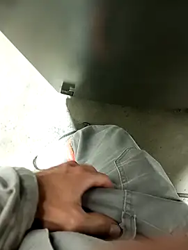 Snapshot of Din0071 chatting on December 2024 11:24:01 PM Din0071 online show from December 2024 11:24:01 PM