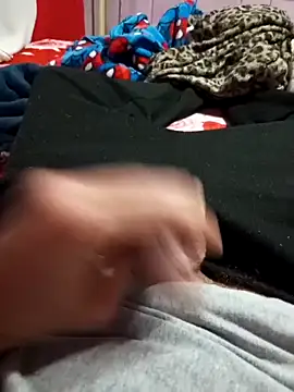 Snapshot of Din0071 chatting on September 2025 08:06:01 AM Din0071 online show from September 2025 08:06:01 AM