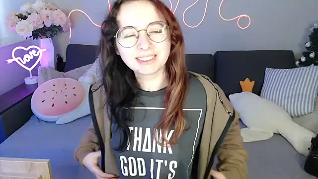 Mini Diva online show from February 2026 09:08:02 AM