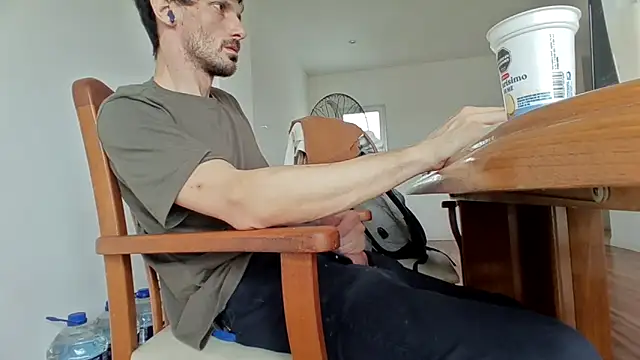 nicolaaaaas online show from March 2025 06:19:02 PM