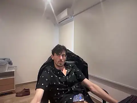 nicolaaaaas online show from September 2025 06:10:02 PM