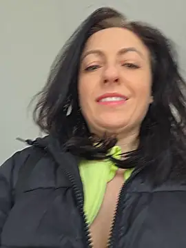 lovewildguy1 online show from March 2026 07:23:01 AM