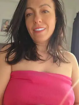 lovewildguy1 online show from May 2026 04:42:02 AM