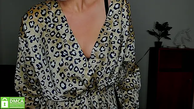 annakillianox online show from October 2025 05:28:01 AM