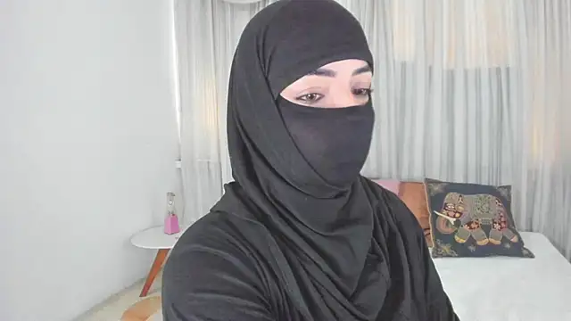 Uzra hayed online show from May 2026 11:37:01 AM