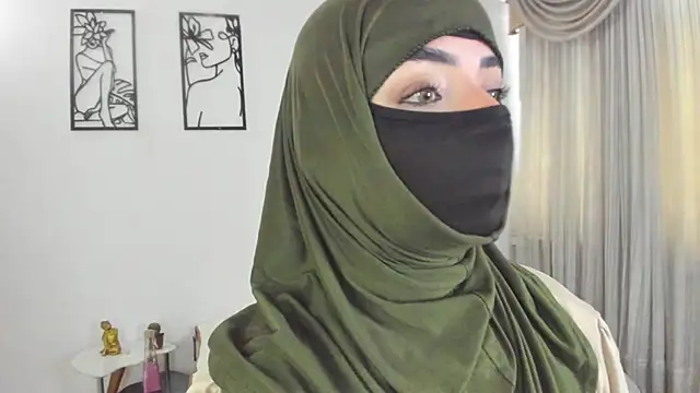 Uzra hayed online show from July 2026 03:21:02 PM