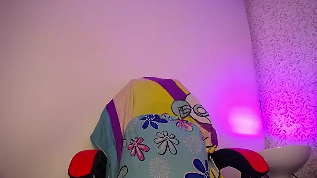 luly pink online show from April 2026 03:11:01 AM
