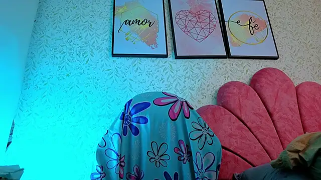 luly pink online show from June 2026 05:05:01 AM