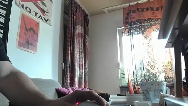 Snapshot of soulfuck92 chatting on January 2025 02:03:02 PM soulfuck92 online show from January 2025 02:03:02 PM