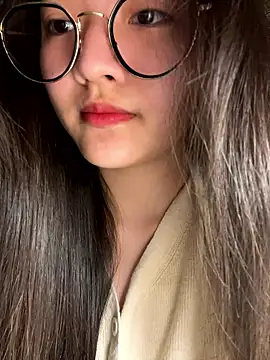 Krixxi22 online show from January 2026 04:11:01 PM