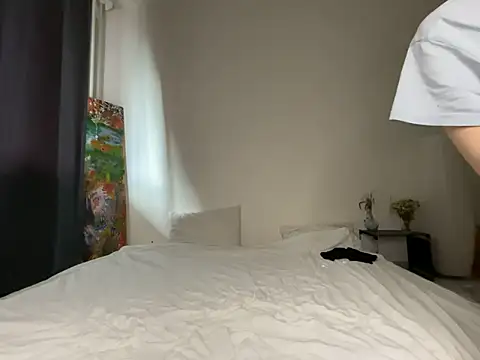 winter  sun online show from September 2025 09:01:02 AM