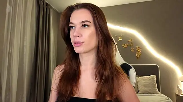 Snapshot of BBabyShark chatting on October 2025 02:48:01 AM BBabyShark online show from October 2025 02:48:01 AM