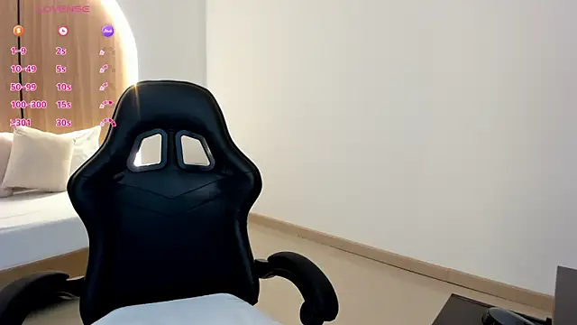 zoe danae  online show from March 2026 12:32:01 PM