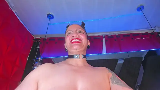 Taylor-hardcore online show from January 2025 02:00:02 PM