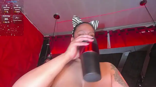 Taylor-hardcore online show from January 2025 02:13:01 PM