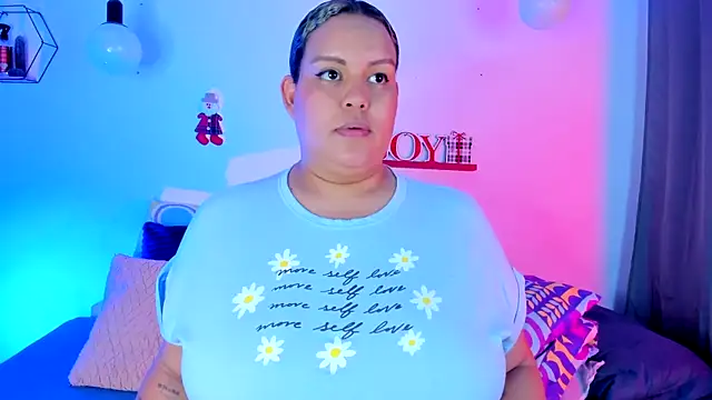 Snapshot of monicabbw_ chatting on December 2024 11:21:01 PM monicabbw online show from December 2024 11:21:01 PM