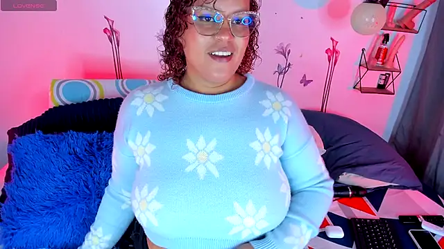 Snapshot of monicabbw_ chatting on September 2025 12:46:02 AM monicabbw online show from September 2025 12:46:02 AM