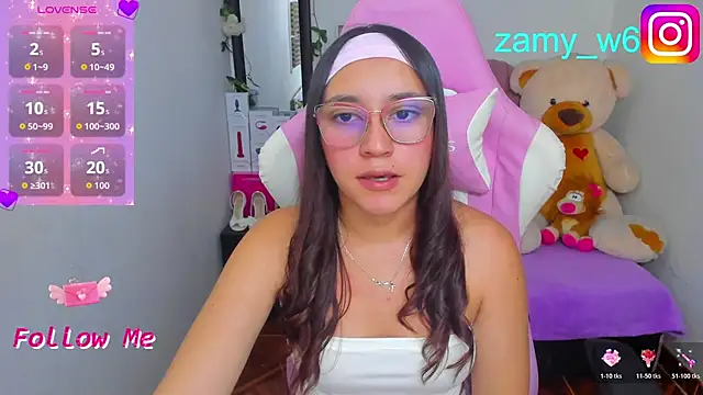 Snapshot of karla_cute01 chatting on June 2026 04:59:01 AM karla cute01 online show from June 2026 04:59:01 AM